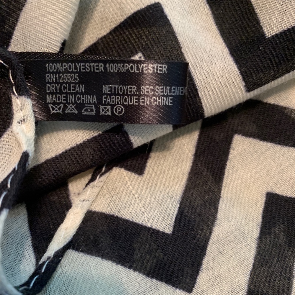Infinity Scarf - Picture 3 of 5